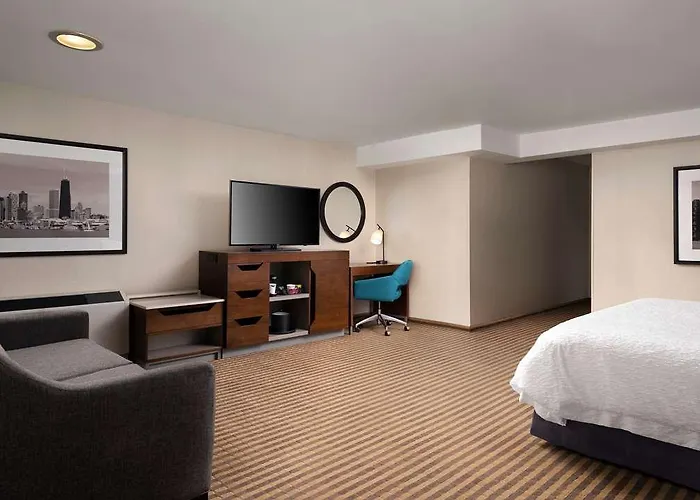 Hampton Downtown/magnificent Mile