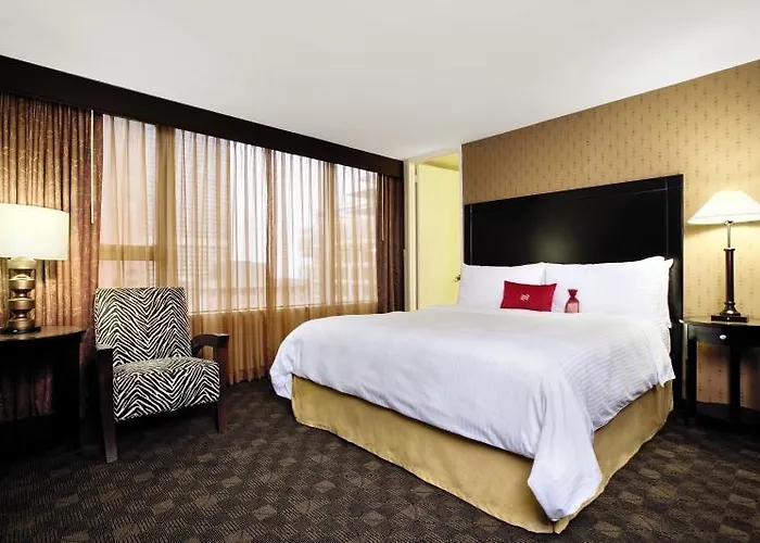 Hampton Downtown/magnificent Mile