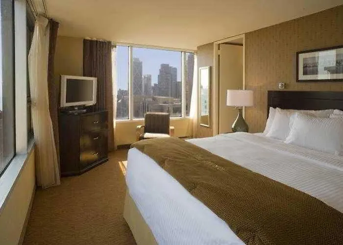 Hampton Downtown/magnificent Mile 3*