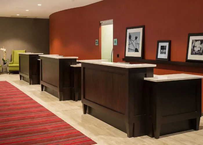 Hampton Downtown/magnificent Mile Hotel
